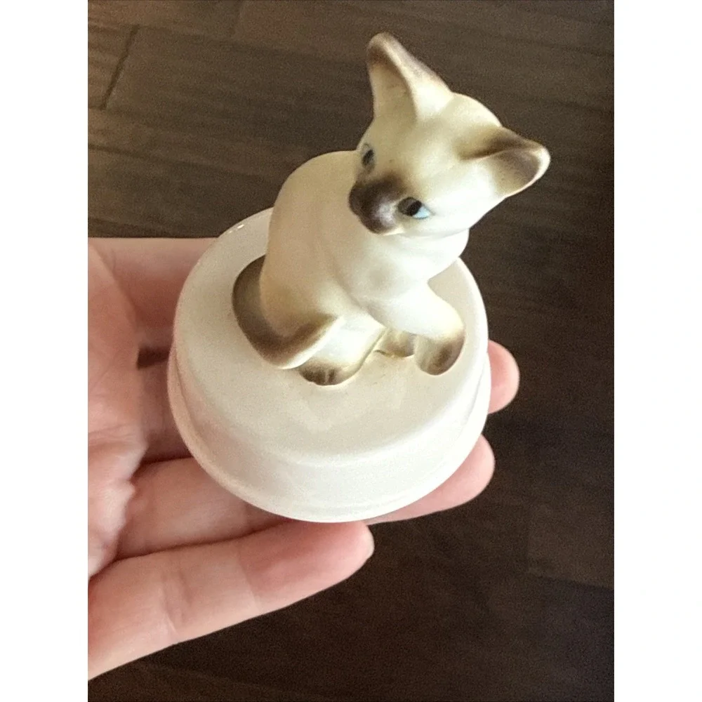 Vtg Siamese Cat Music Box Music Box Plays Memories Porcelain Japan